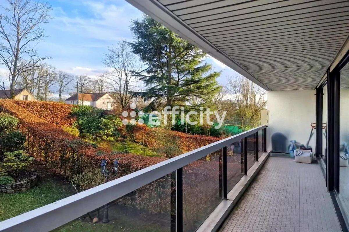 Appartement à LE CHESNAY