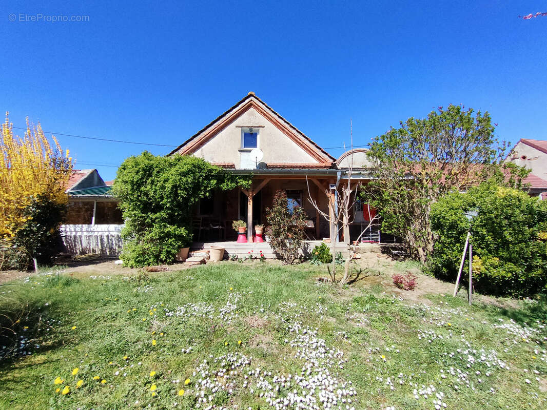 Maison à SAINT-LOUP