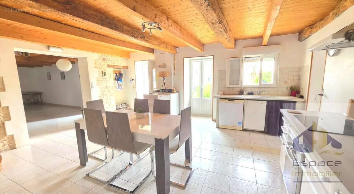 Maison Coup de cœur de 120m² à Thairé - photo 14