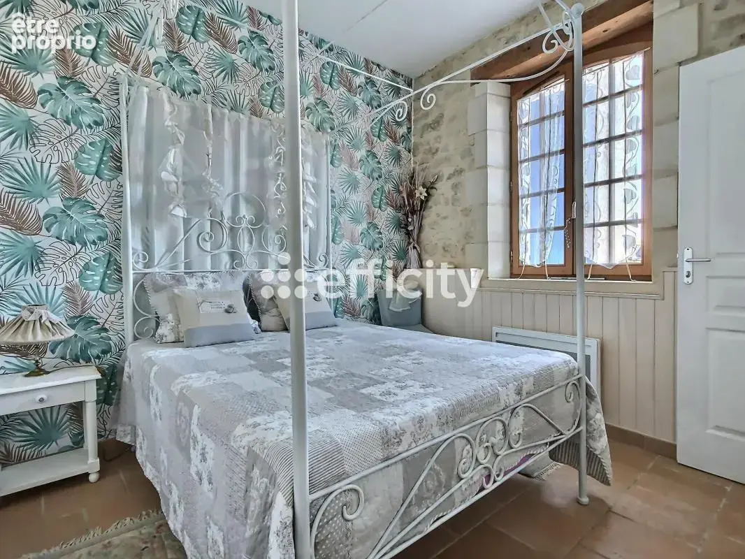 Maison 204 m² à Loulay  - photo 9