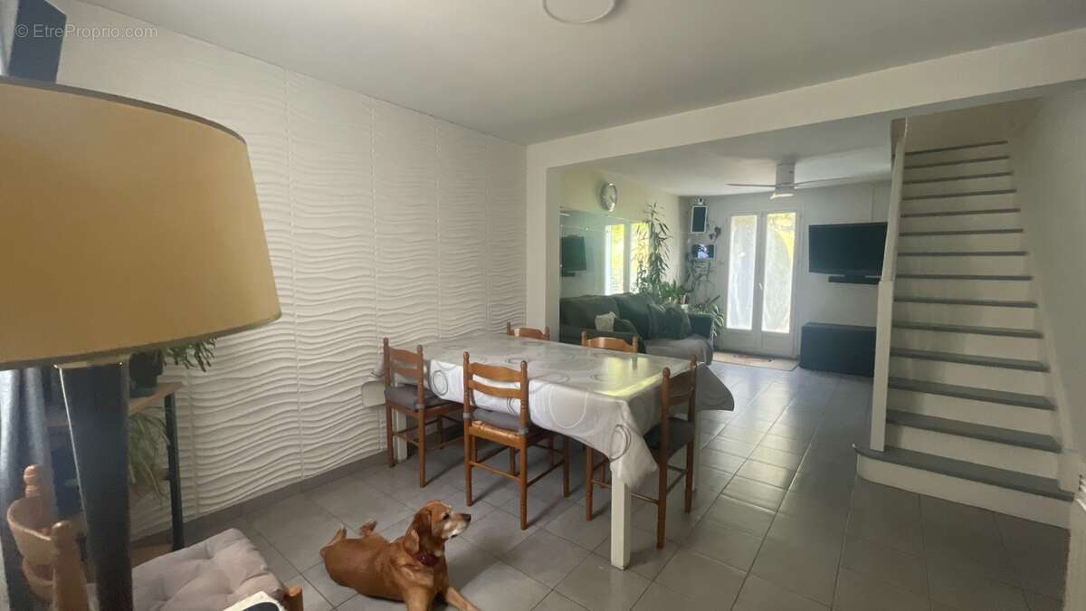 Maison Familiale 5 pièces á vendre,  TRAPPES (78) - photo 3