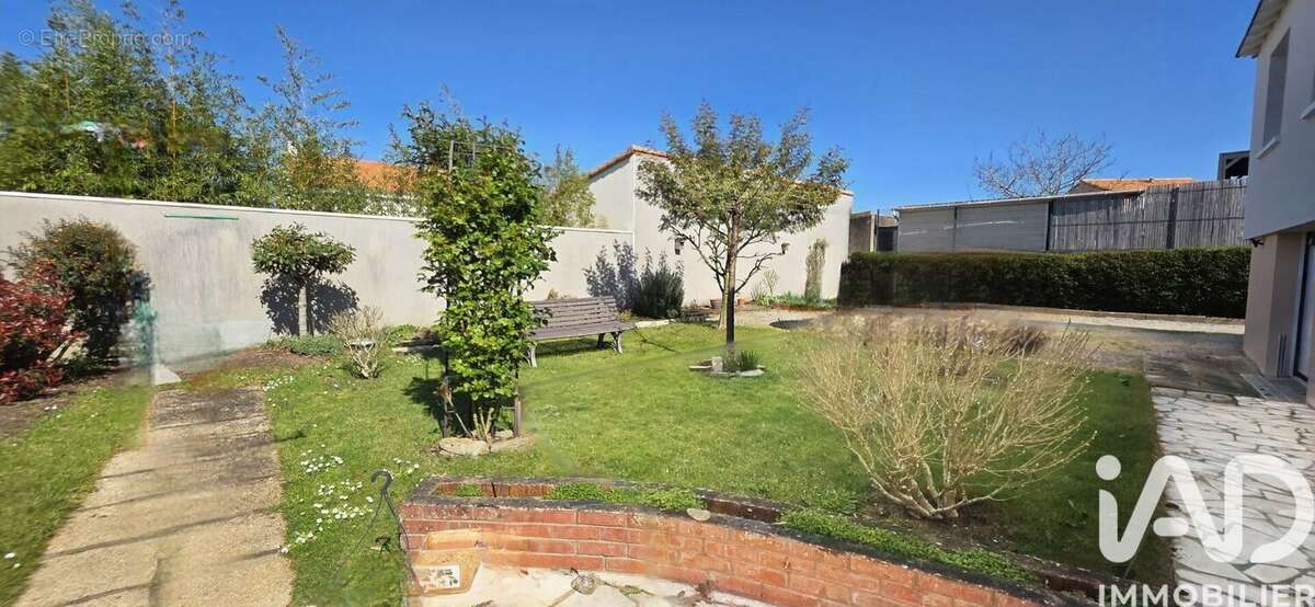 Photo 8 - Maison à SAINT-JULIEN-DE-CONCELLES