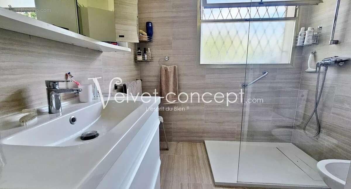 Appartement de 3 Pièces avec jardin au calme absolu - photo 16