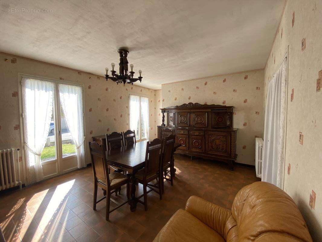 Maison à ROSNY-SUR-SEINE