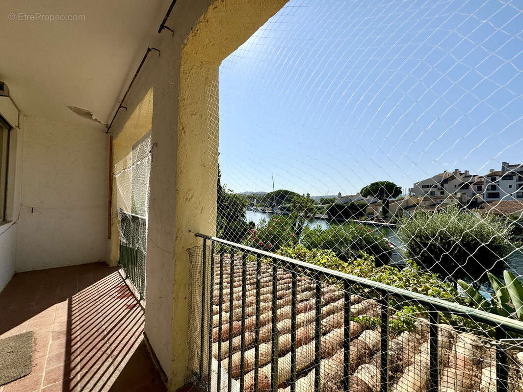 Appartement à GRIMAUD