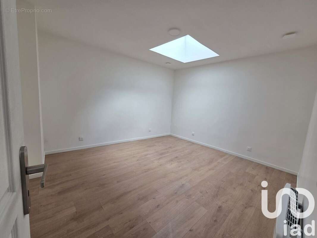 Photo 9 - Maison à POINCY