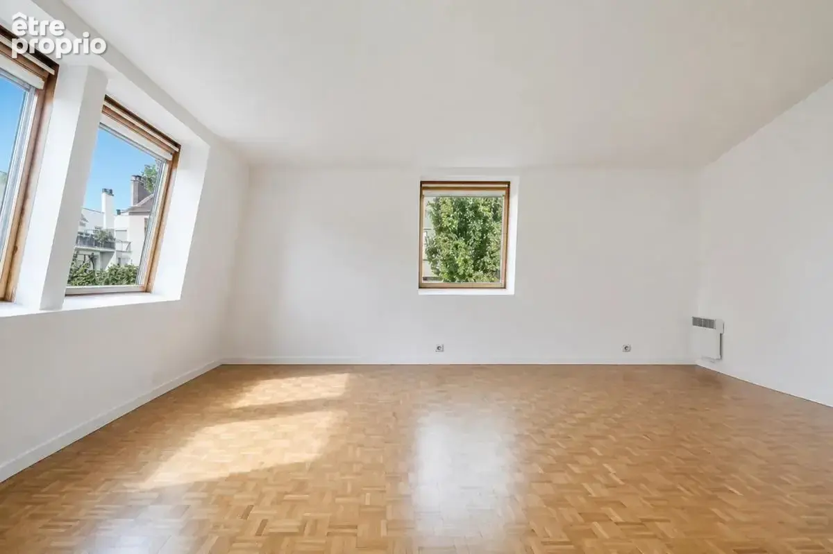 Appartement de 4 pièces de 92 m² à La Garenne-Colombes - photo 3
