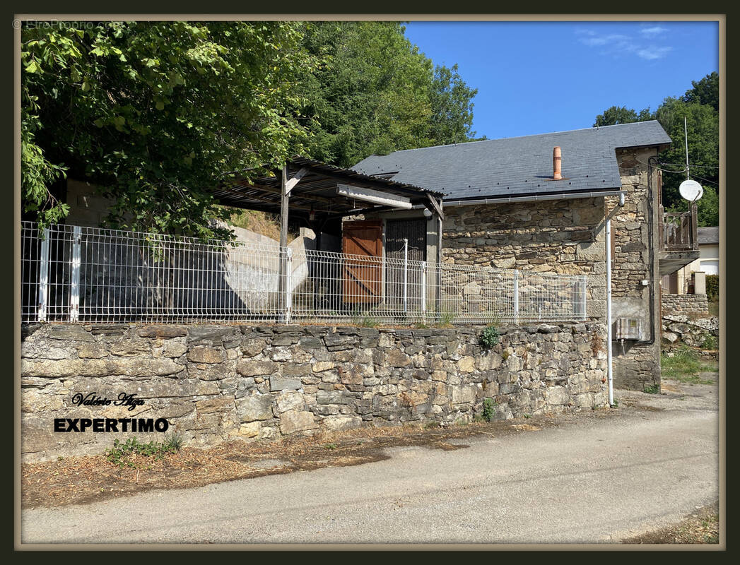 La Salvetat sur Agout ,Maison avec jardin et prairie - photo 1
