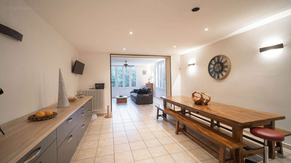 Maison à LORIOL-SUR-DROME