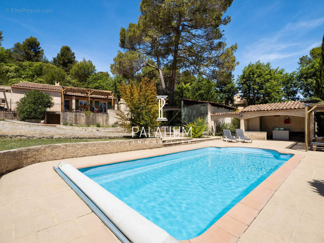 Maison à PIERREVERT