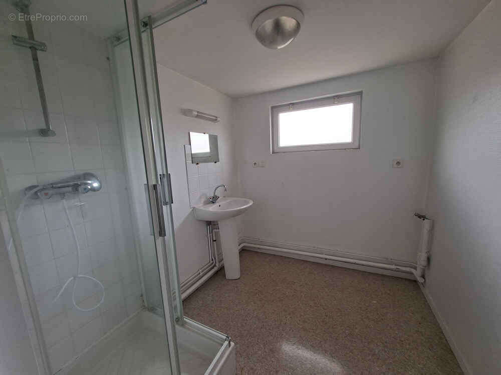 Maison mitoyenne de type 3 - photo 2