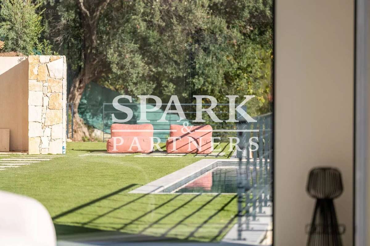 Maison à ROQUEBRUNE-CAP-MARTIN