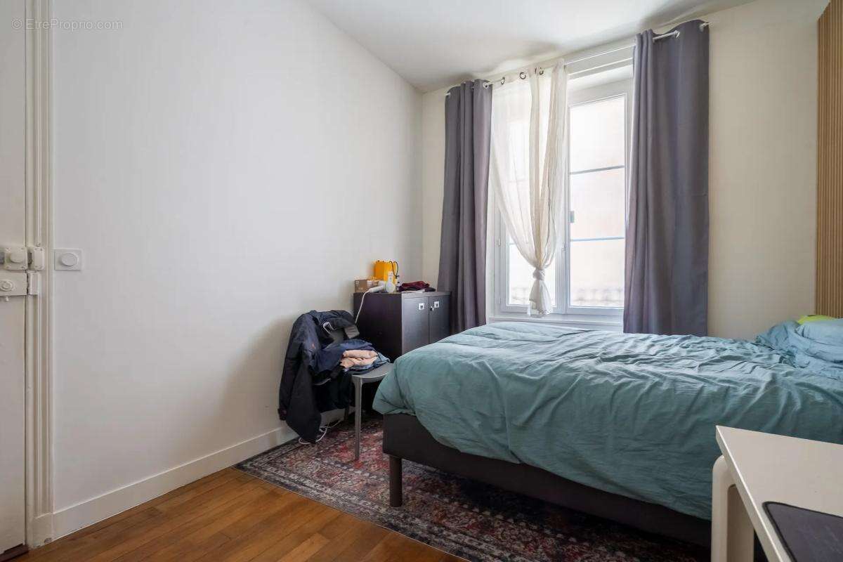 Appartement à PARIS-10E