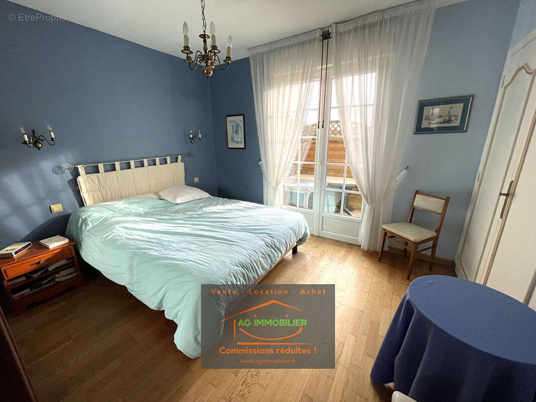 Maison à SAINT-GILLES