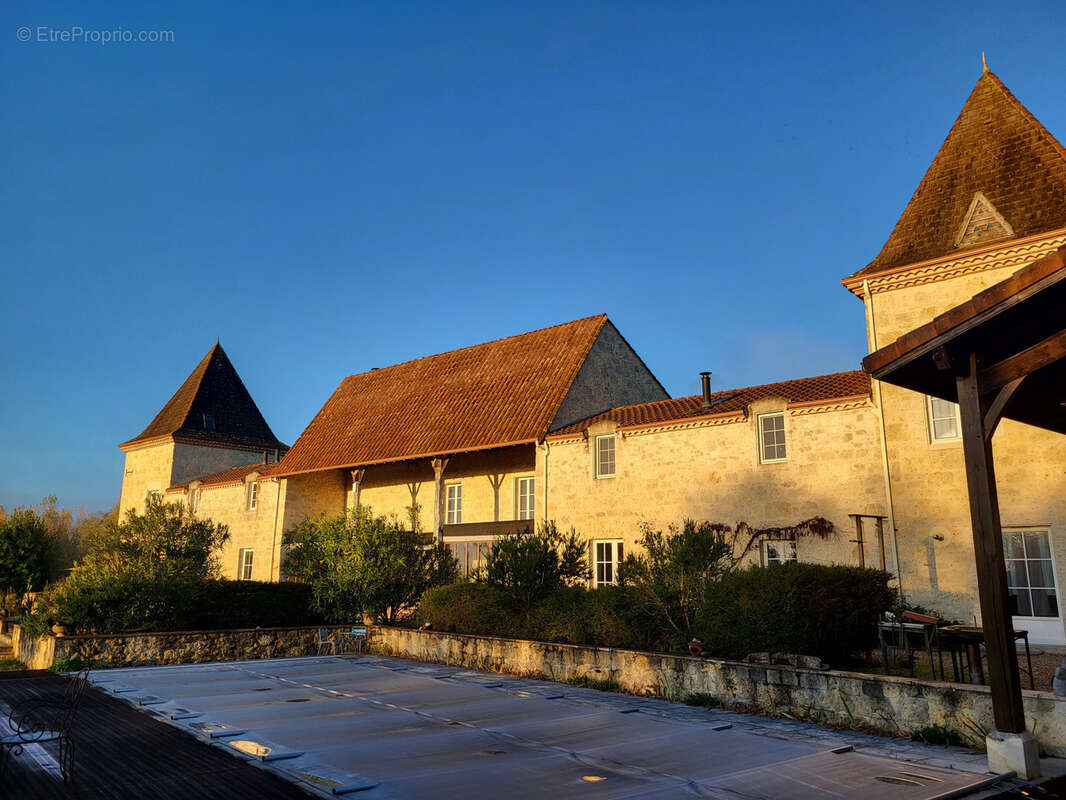 Maison à PRAYSSAS