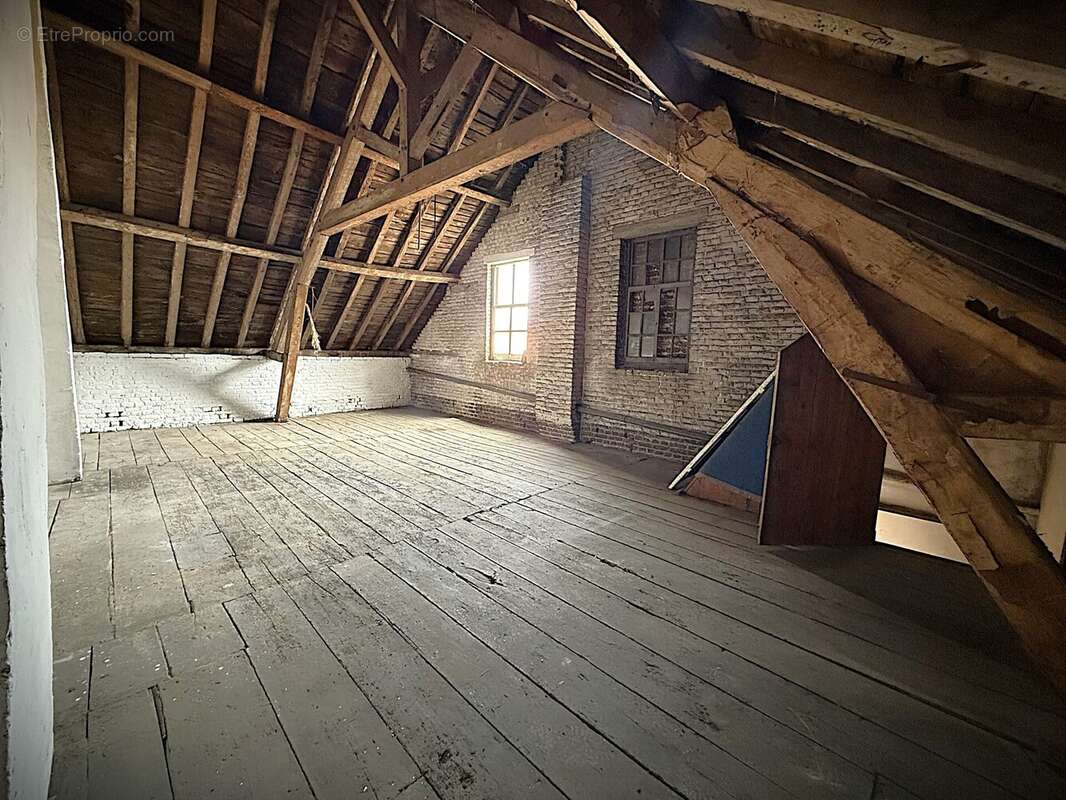 Maison à HAZEBROUCK