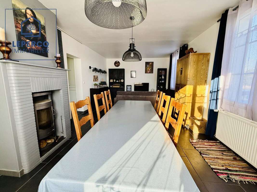 Maison à LA FERTE-MILON