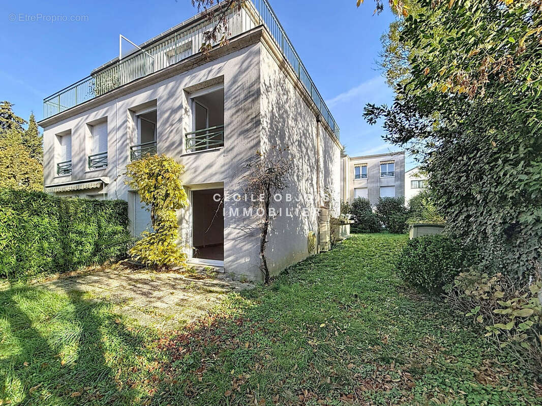 Maison à NOGENT-SUR-MARNE