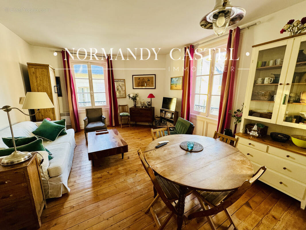 Appartement à TROUVILLE-SUR-MER