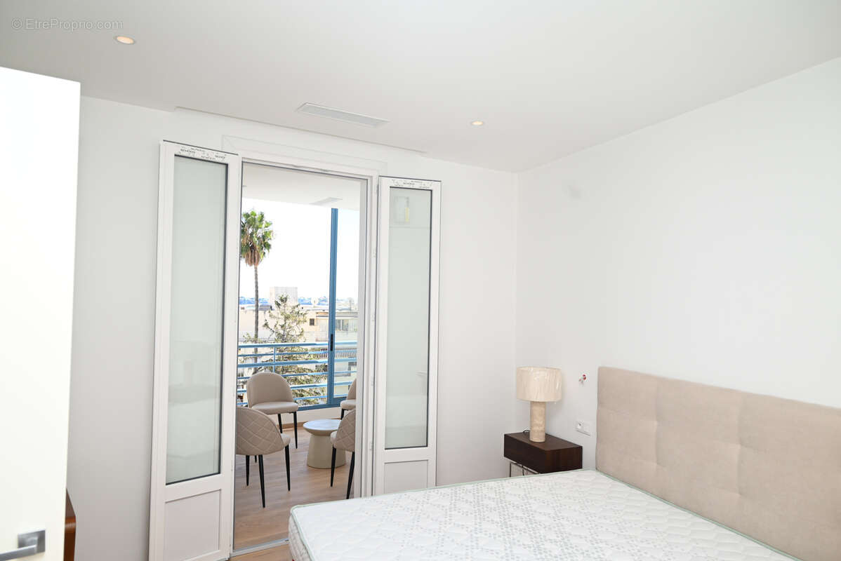 Appartement à BEAULIEU-SUR-MER