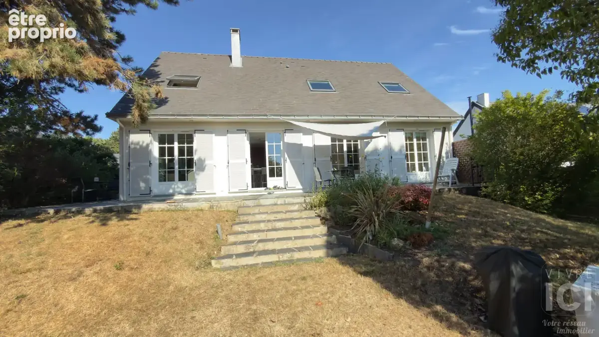 Maison familiale 7 pièces à vendre à Treillières - Secteur La Ménardais - photo 3
