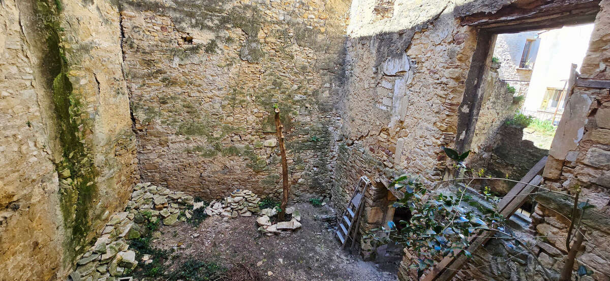 Maison à BAGNOLS-SUR-CEZE