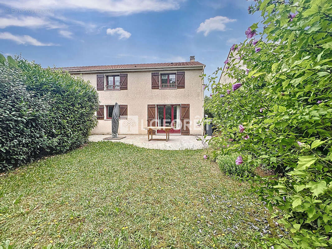 Maison à LIEUSAINT