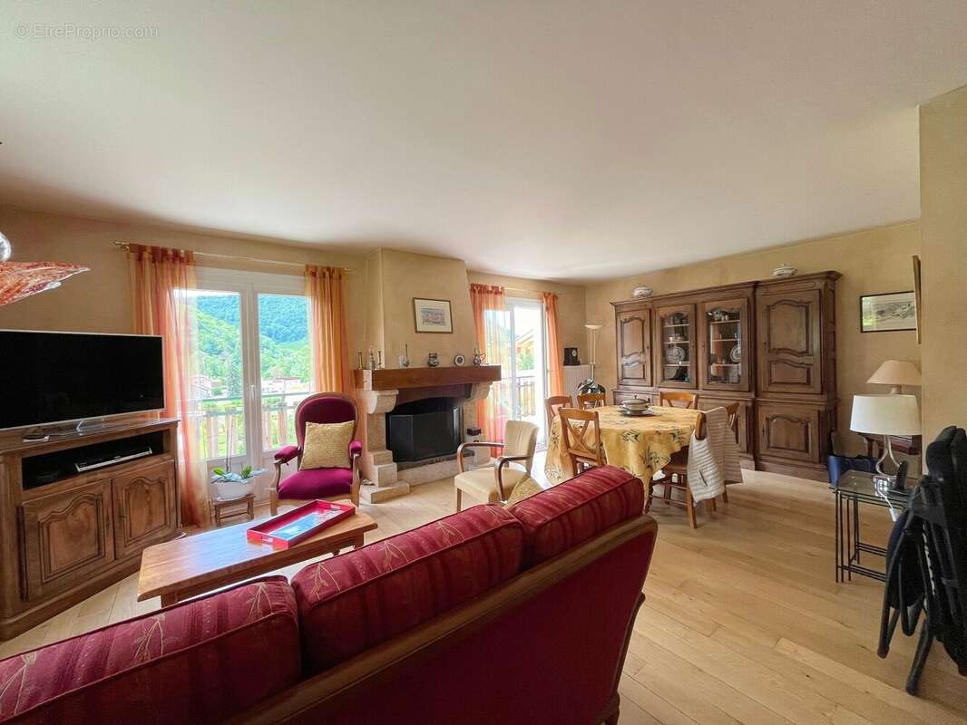 Christophe 09 - Maison à MONTGESOYE