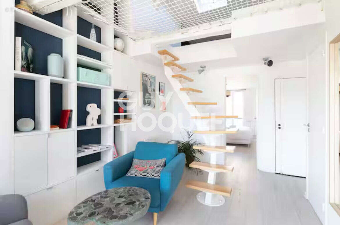 Appartement à PARIS-20E