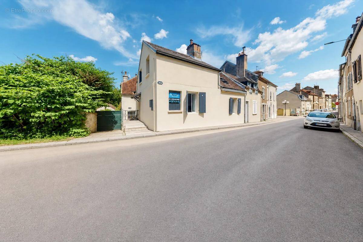 Maison à TONNERRE
