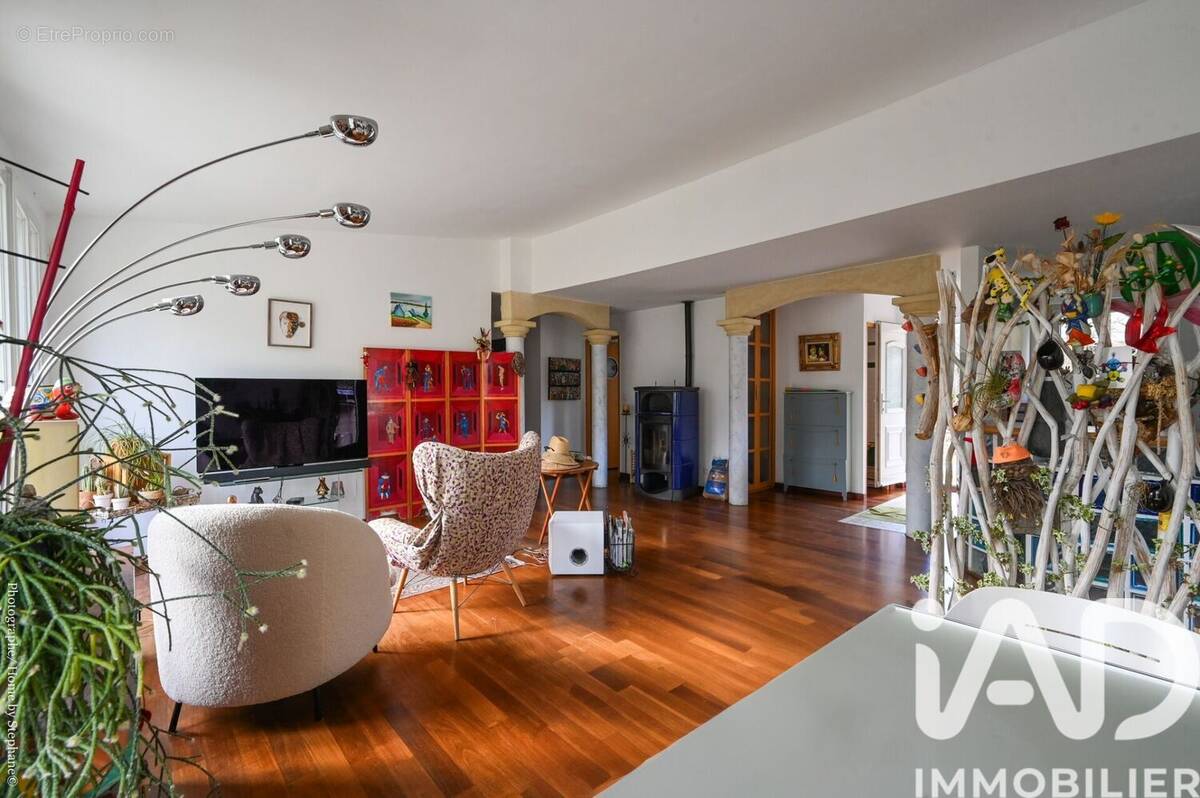 Photo 1 - Maison à PLAN-D'AUPS-SAINTE-BAUME