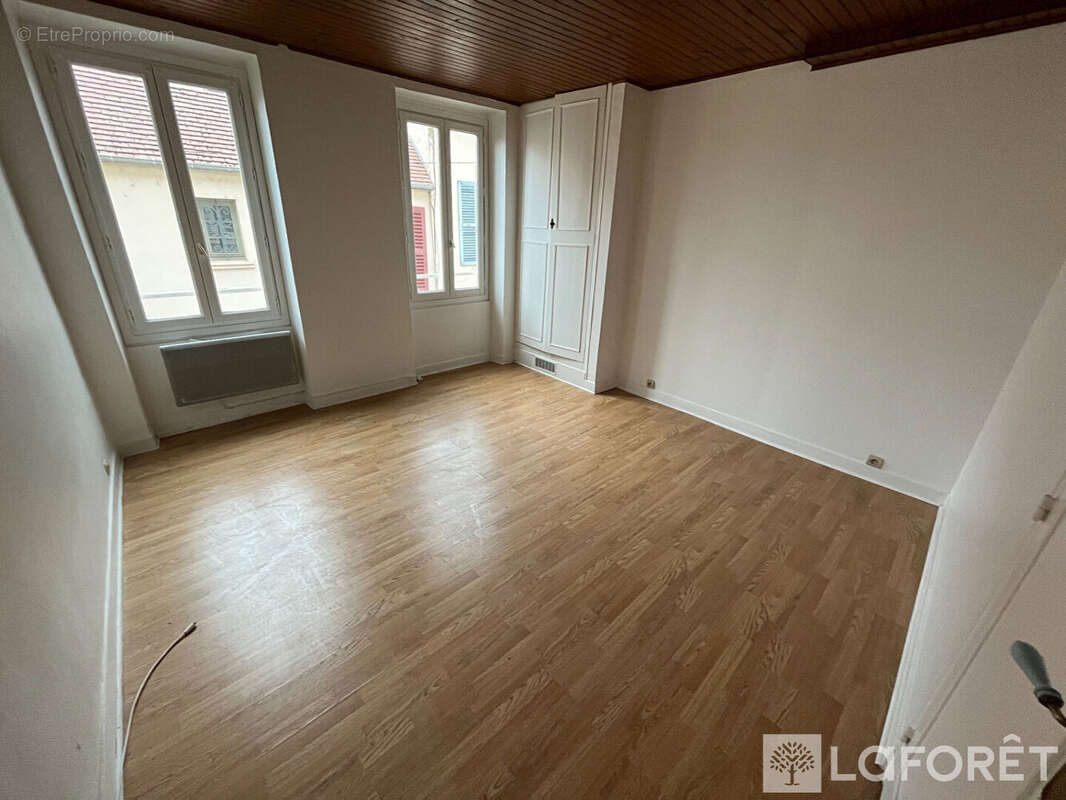 Appartement à MANTES-LA-JOLIE