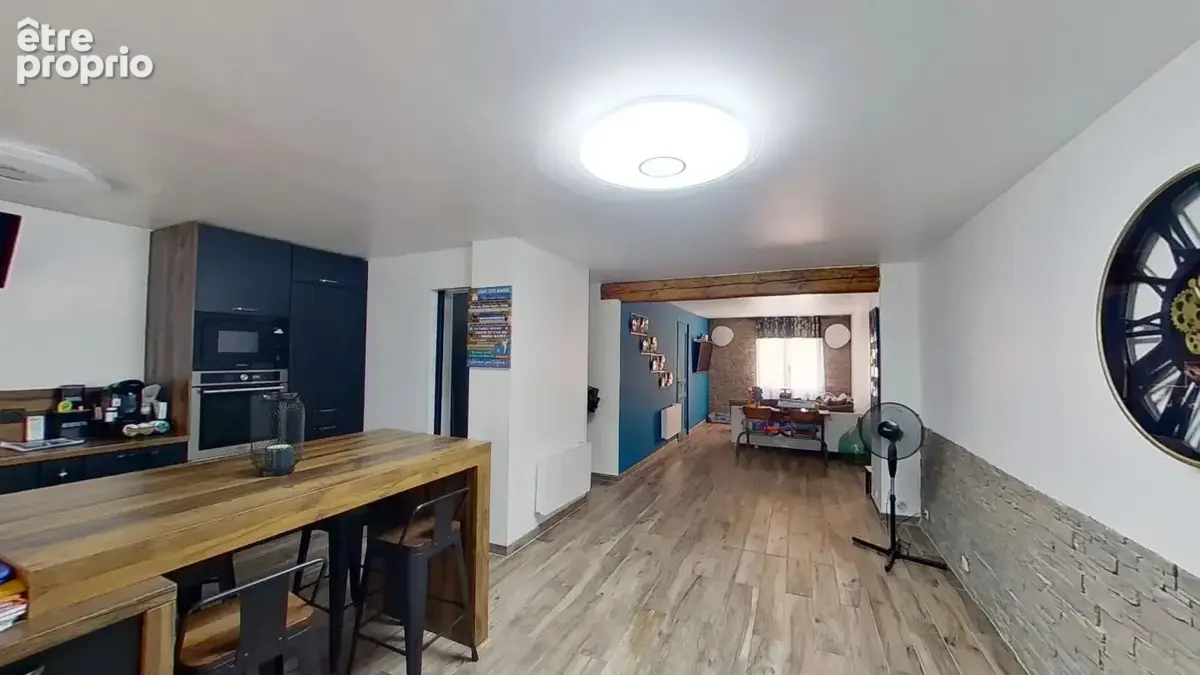 Photo Maison à Vins-Sur-Caramy au prix de 189 000€