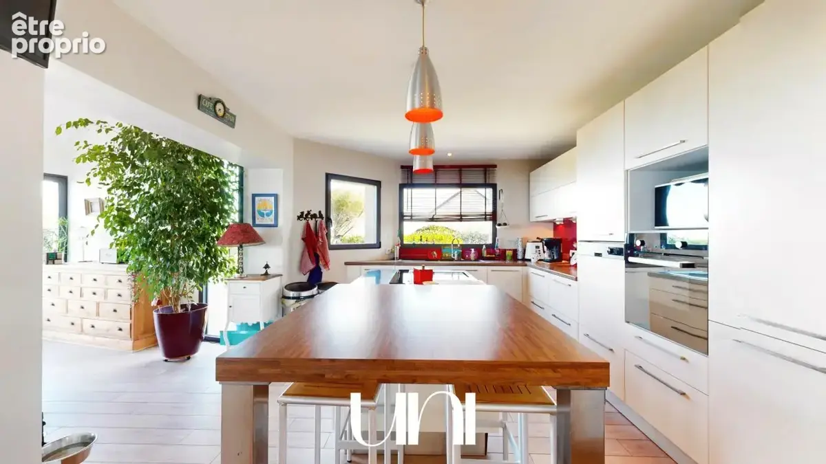 Maison 7 pièces 237 m² à vendre à Luc-Sur-Mer (14530) - photo 12