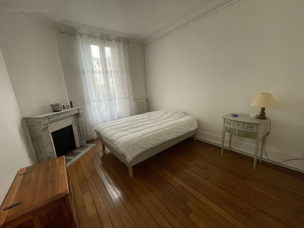Appartement à ENGHIEN-LES-BAINS
