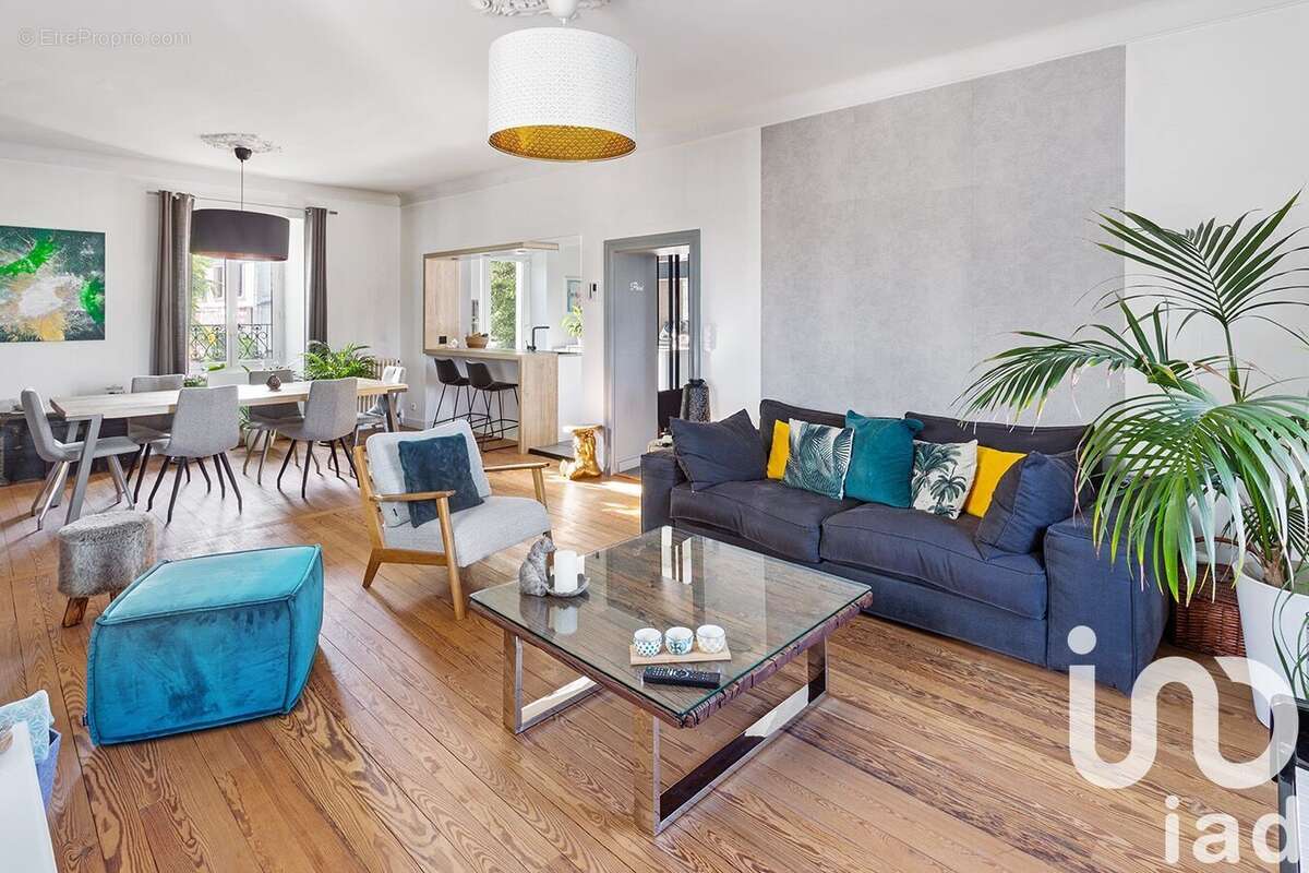 Photo 2 - Maison à SAINT-JULIEN-DE-CONCELLES