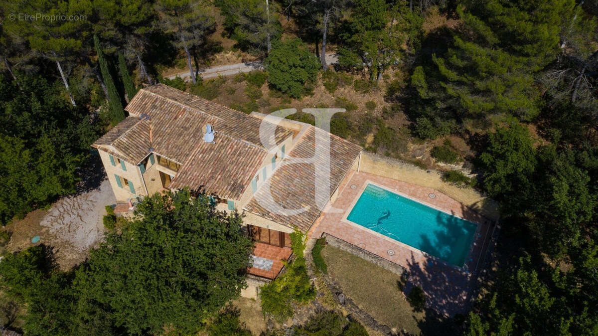 Maison à VAISON-LA-ROMAINE