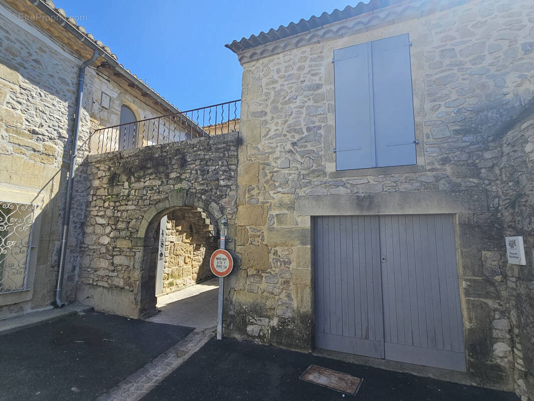 Maison à VILLETELLE