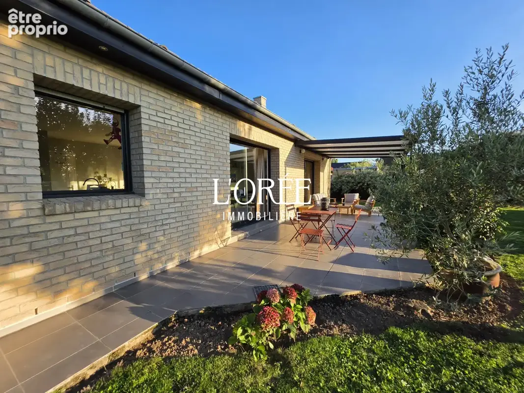 Pavillon individuel en brique - semi plain pied - 140m2 - 4 chambres - jardin  - garage - photo 14