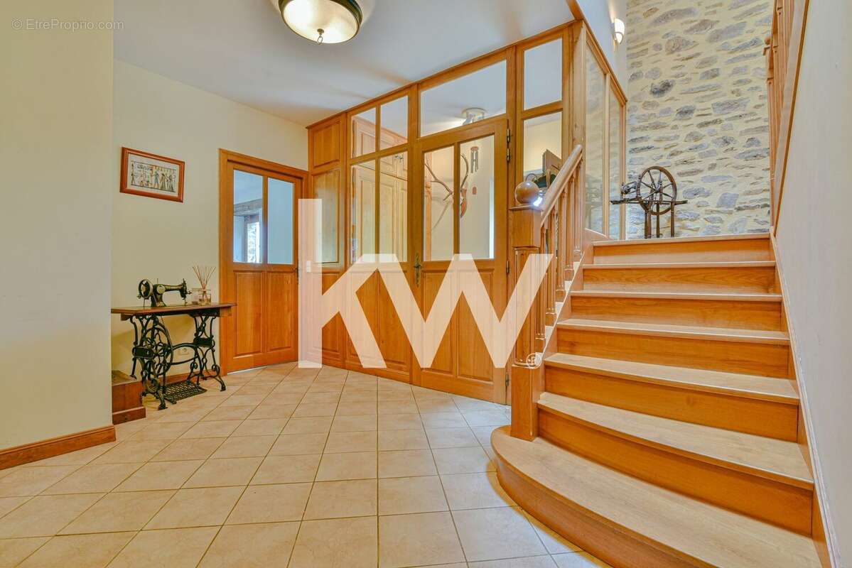 Maison à BUSSIERE-GALANT