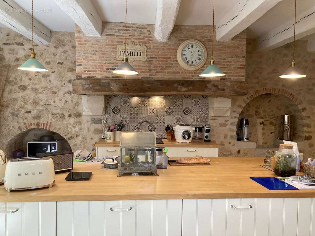 Maison à PARTHENAY