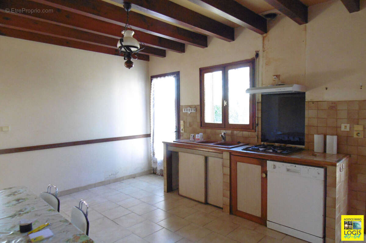 Maison à ORTHEVIELLE