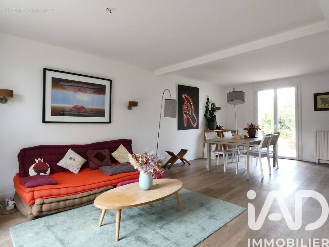 Photo 1 - Maison à VIEILLE-EGLISE-EN-YVELINES