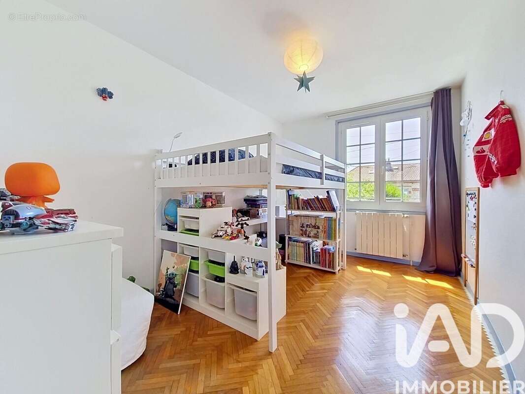 Photo 9 - Maison à LUYNES