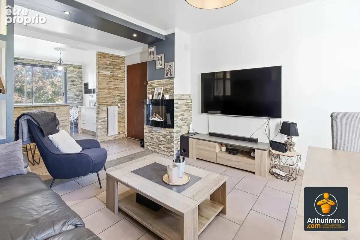 Appartement 4 pièces de 68,50 m² vendu meublé – 3 chambres, traversant, cave - photo 3