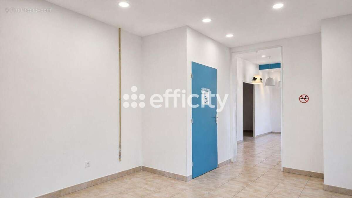 Maison 203 m² à Baule  - photo 14