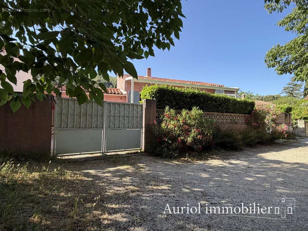Maison à AURIOL