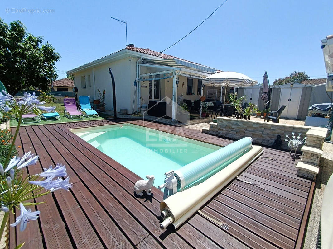 Maison à VILLENAVE-D&#039;ORNON