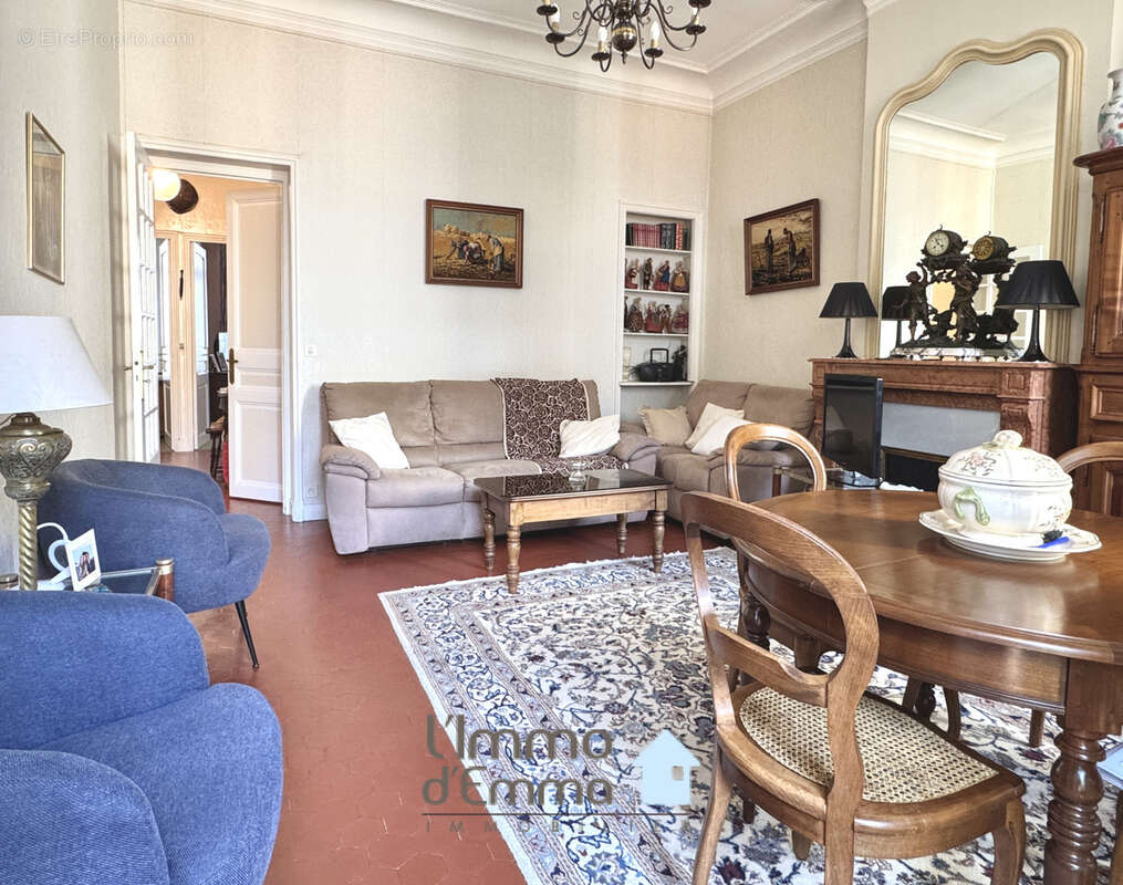 Appartement à MARSEILLE-7E