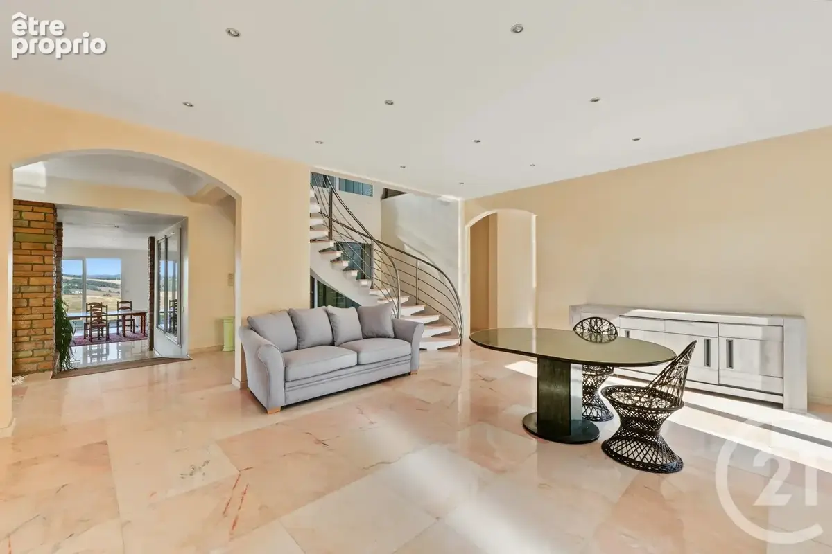 Maison 8 pièces 383 m² à vendre à L'isle-En-Dodon (31230) - photo 6